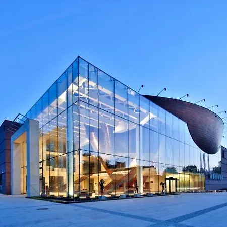 Lofthouse Maciejoki דירה *